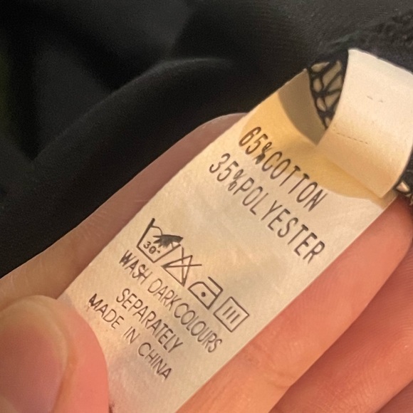 Zip-up ruffle jacket - Picture 5 of 5